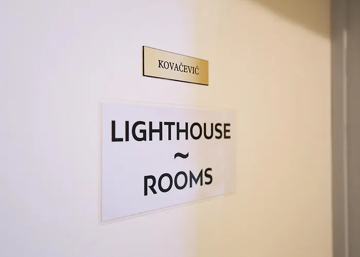 Green Lighthouse Rooms